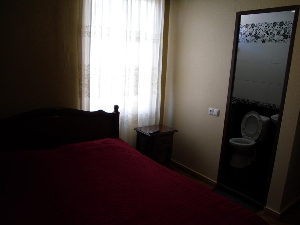 Suliko Guest House Batumi Rom bilde